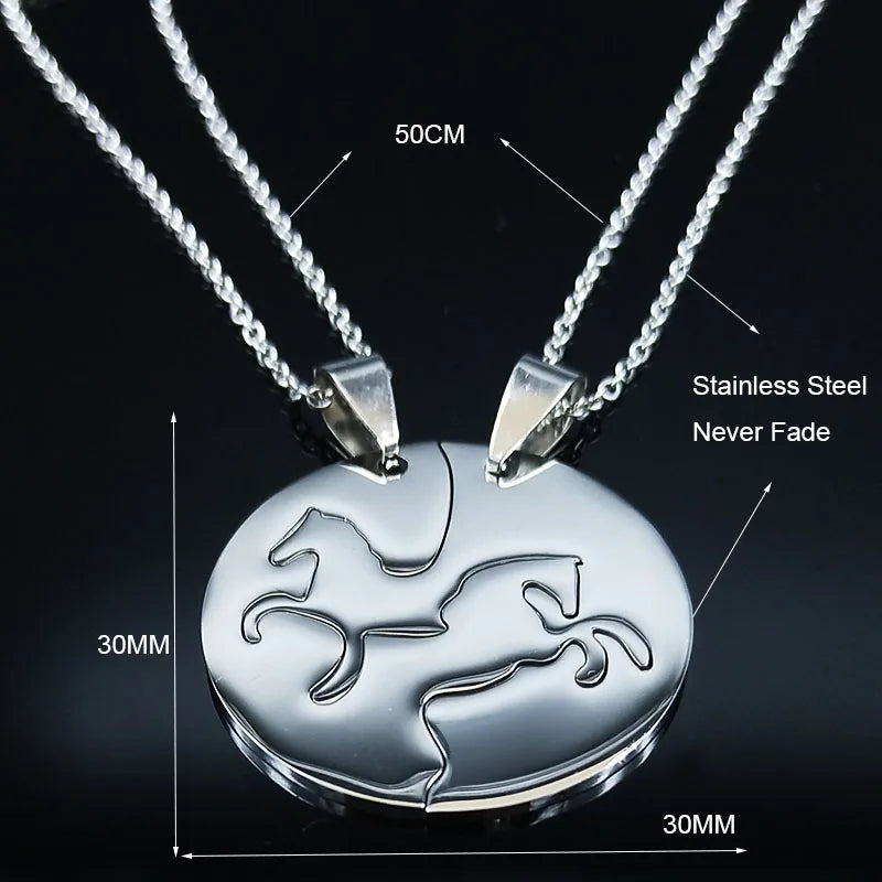 Horse Chain Necklace Set – Stylish Equestrian Jewelry for Couples
