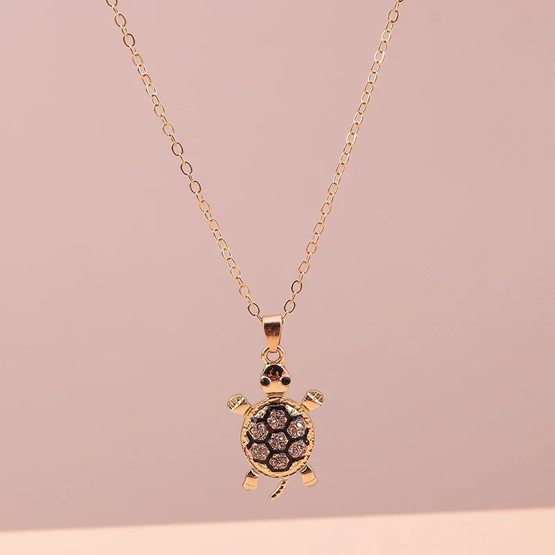 Cartoon Crystal Turtle Necklace – Cute & Sparkling Jewelry