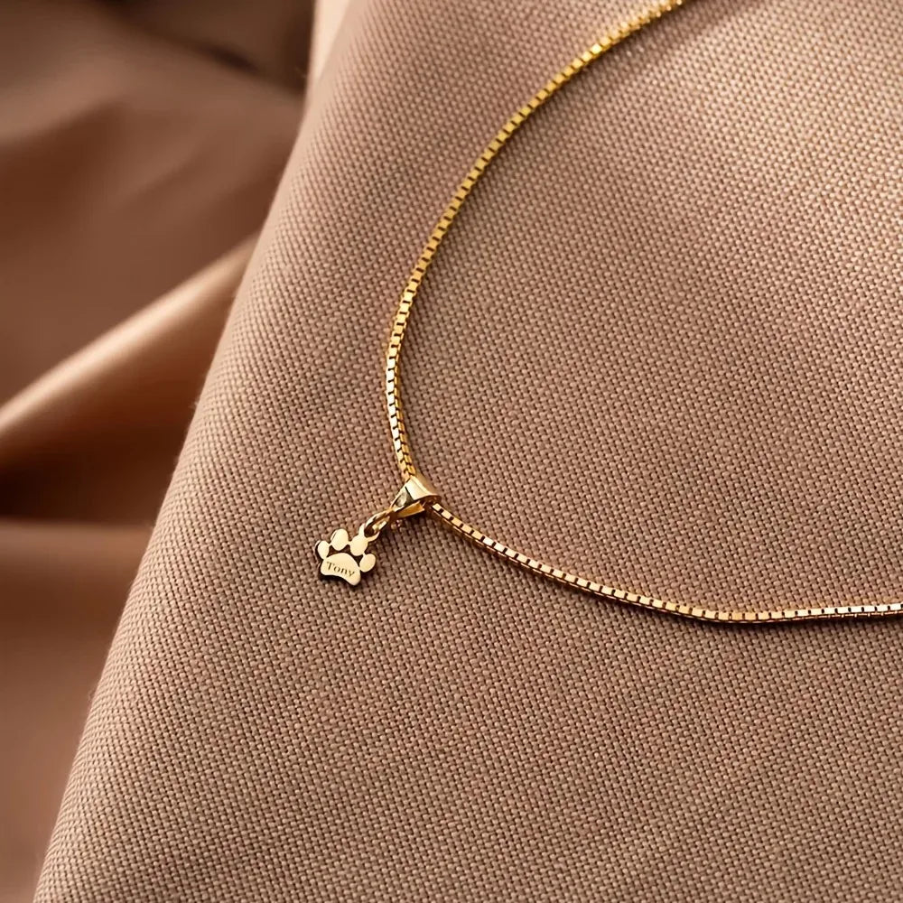 Personalized Paw Necklace – Custom Name Jewelry for Pet Lovers