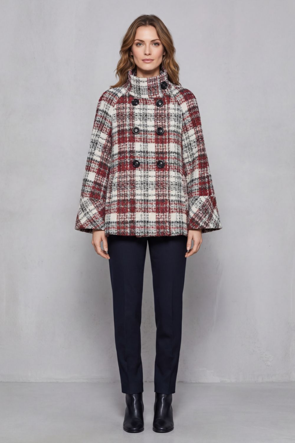 Rosélle – Vintage check flair – Wool cape coat