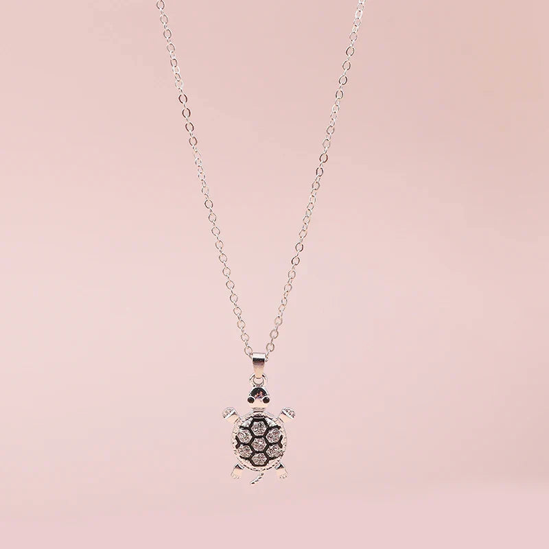 Cartoon Crystal Turtle Necklace – Cute & Sparkling Jewelry