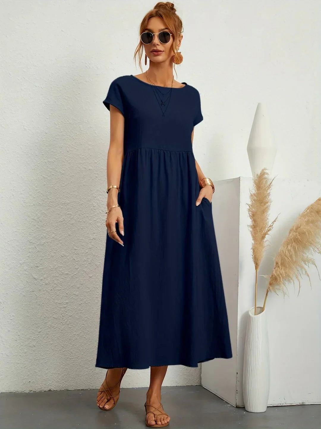 Esme - Elegant Women's Casual Dress