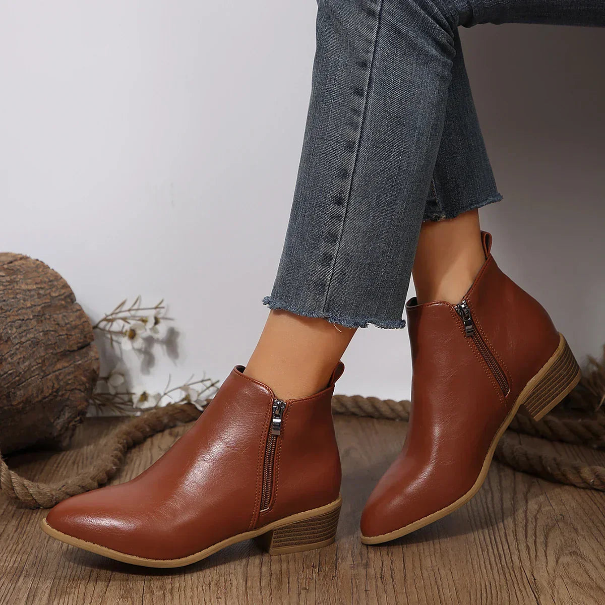 Xyra | Orthopaedic Boots