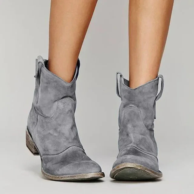 Jessa - Orthopaedic Boots